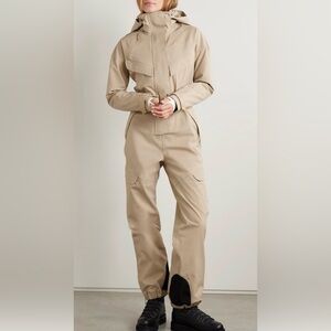 Cordova Apex Hooded ski suit NWT